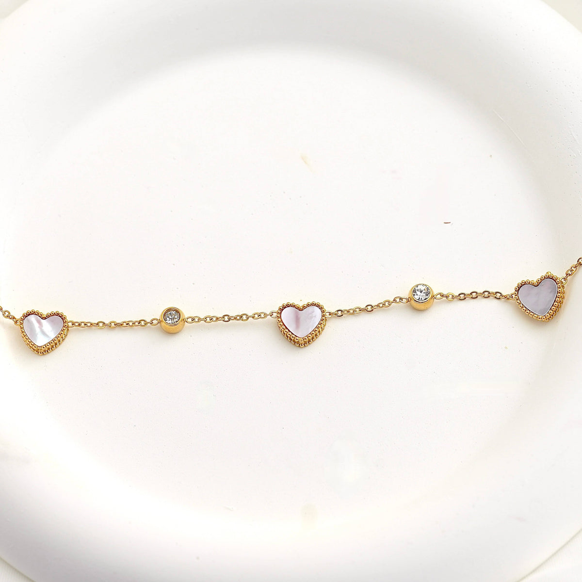 Shell Inlay Milgrain Heart Bracelet - Gold Stainless Steel