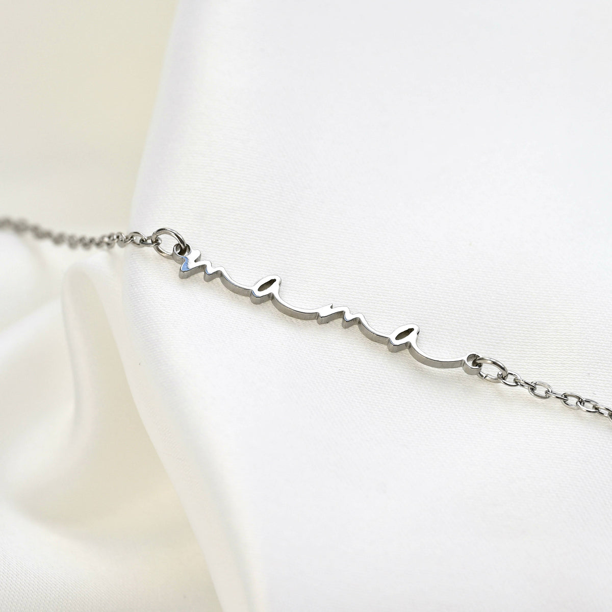 Dainty Mama Bracelet - Stainless Steel